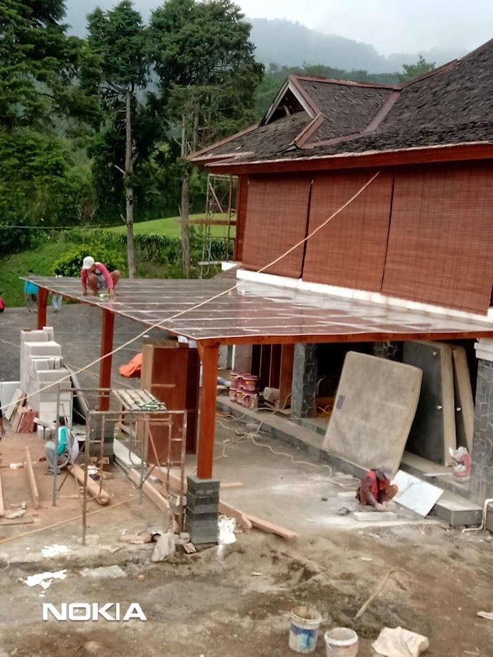 Pergola kayu klasik estetik di Bogor dan Depok
