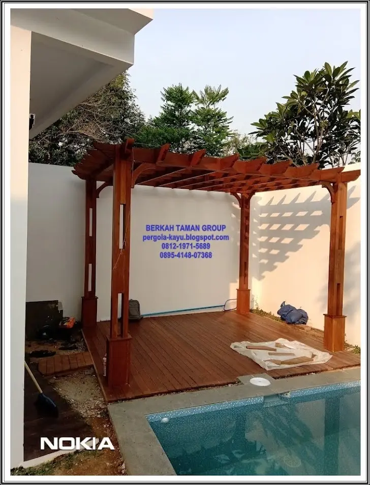 Pergola Kolam Renang Bintaro