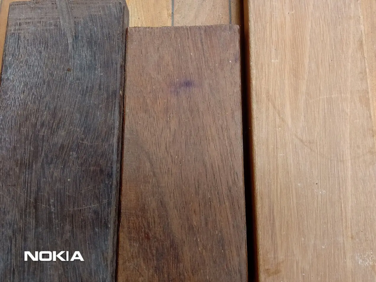 Kayu Bengkirai, Merbau, dan Ulin dari Berkah Taman Group — kayu tahan cuaca untuk pergola dan decking