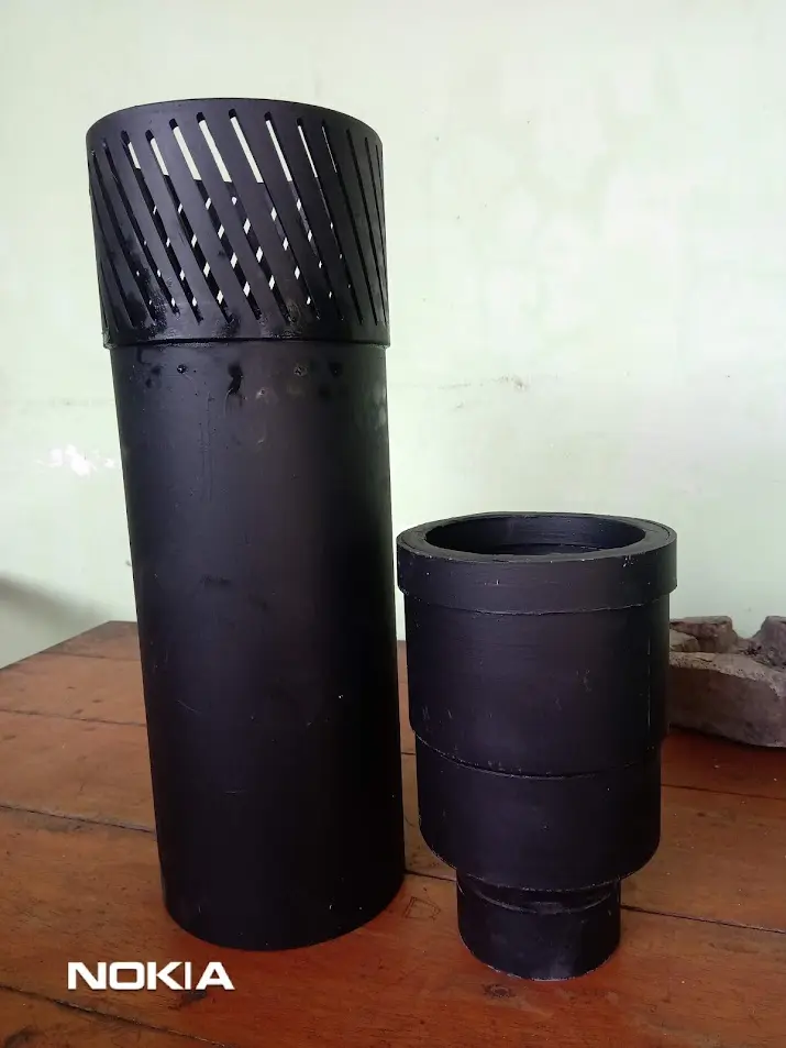 Pipa skimmer kolam koi menuju sistem filter chamber dari Berkah Taman Group