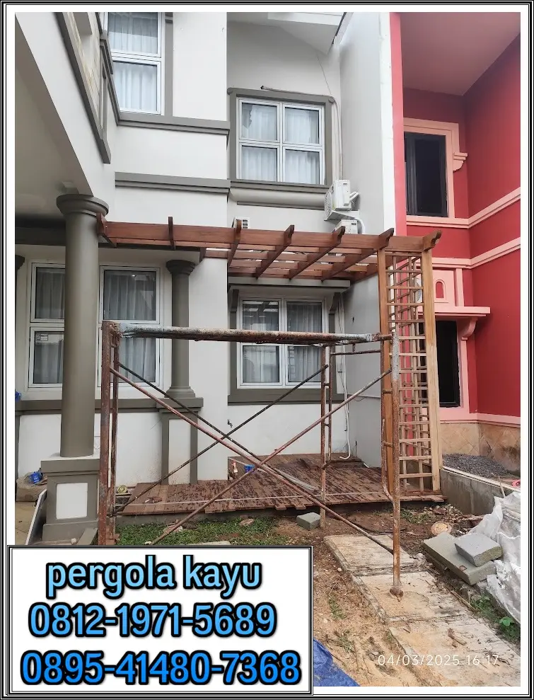 Proses perapihan setelah pemasangan decking