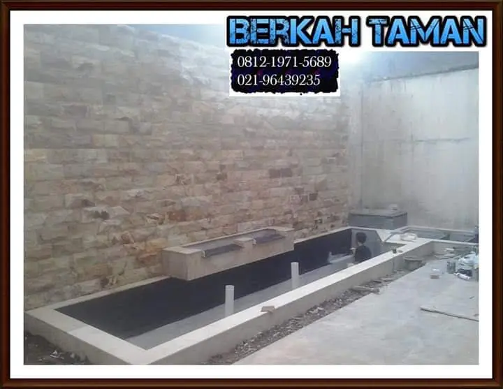 tukang kolam koi depok pada tahap pinishing
