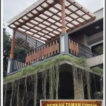 Pergola Kayu Minimalis Modern untuk Balkon Rooftop
